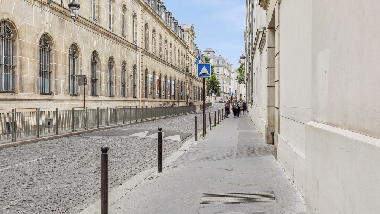 Photo of Others in Quartier de l'Ecole-Militaire