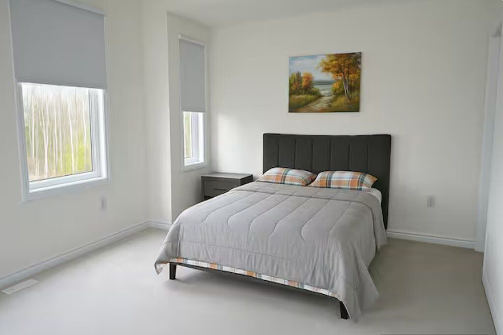 Photo of Bedroom in Wasaga Beach