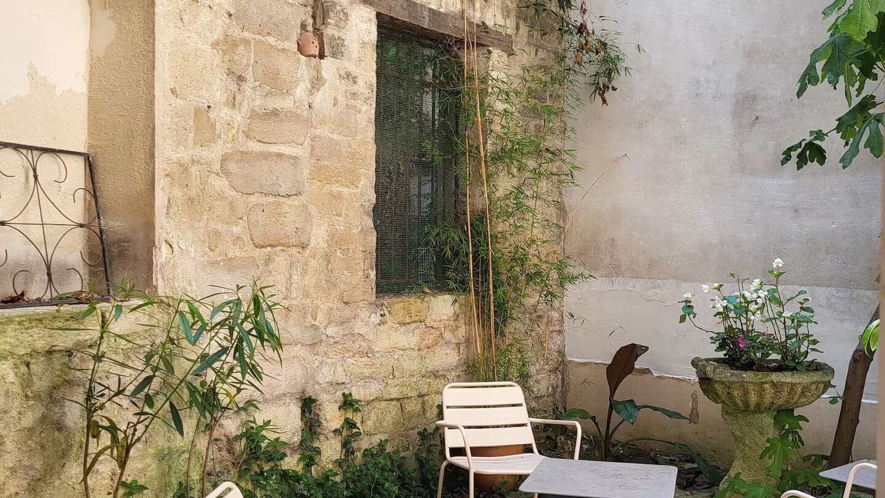 Photo of Patio Balcony in Saint-Victor