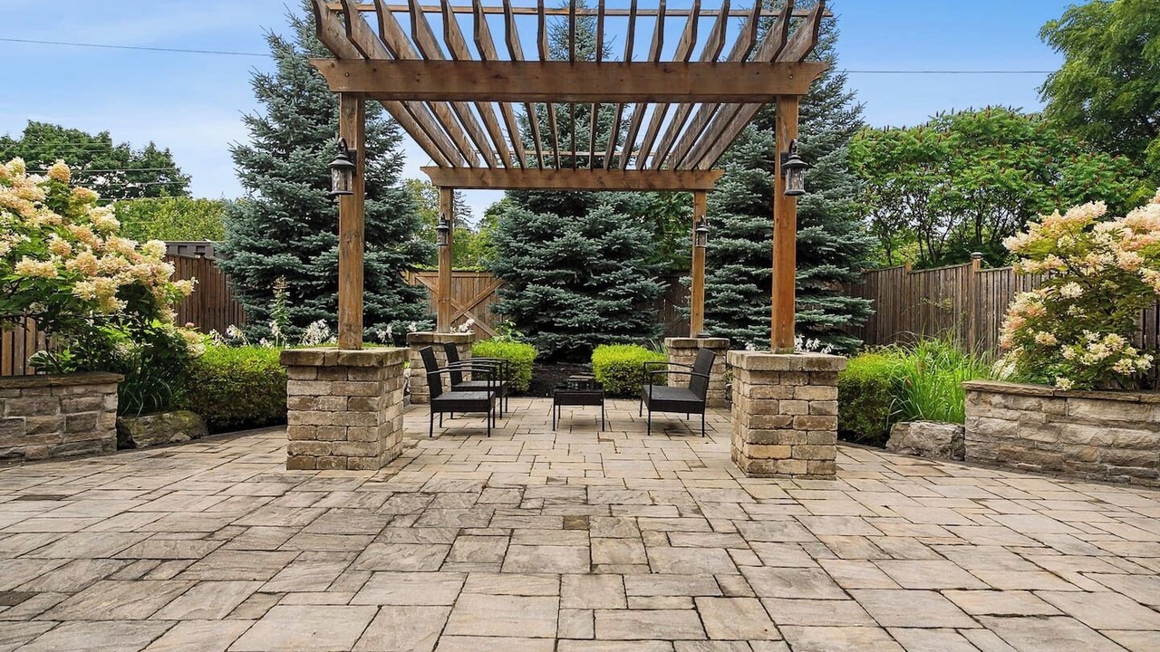 Photo of Patio Balcony in Applewood