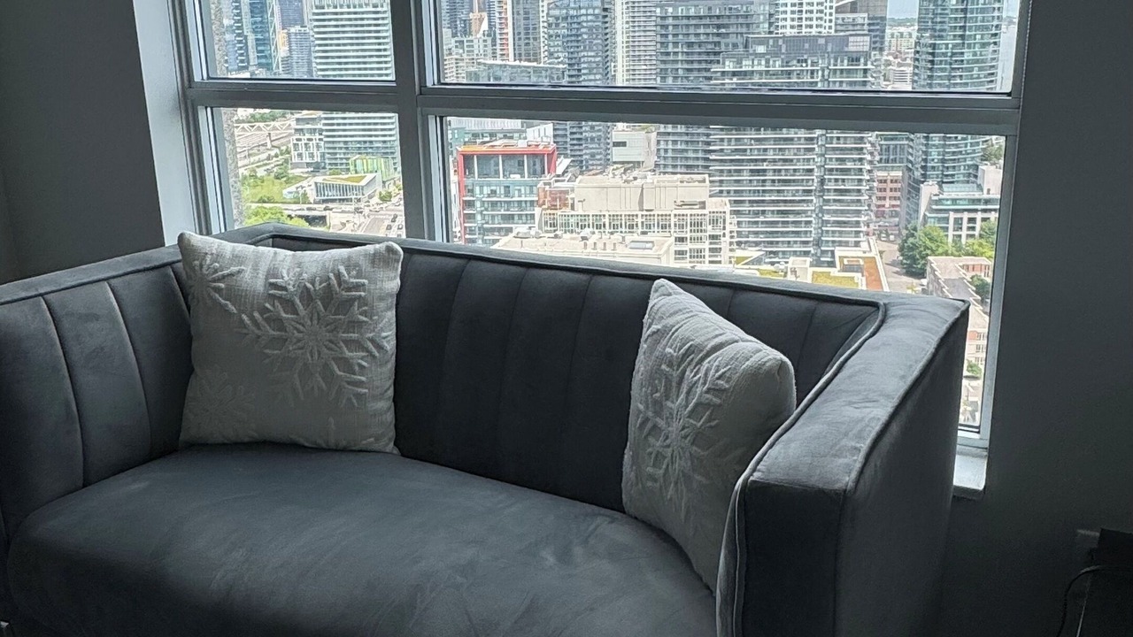 Photo of Livingroom in Fort York