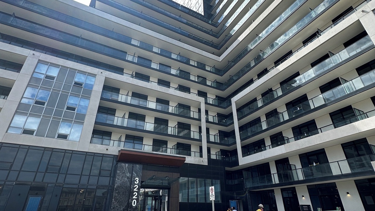 Photo of Outdoor in Oakville