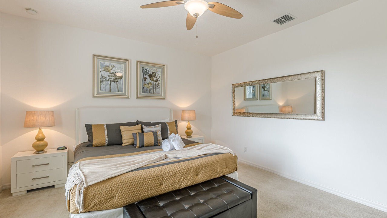 Photo of Bedroom in Watersong
