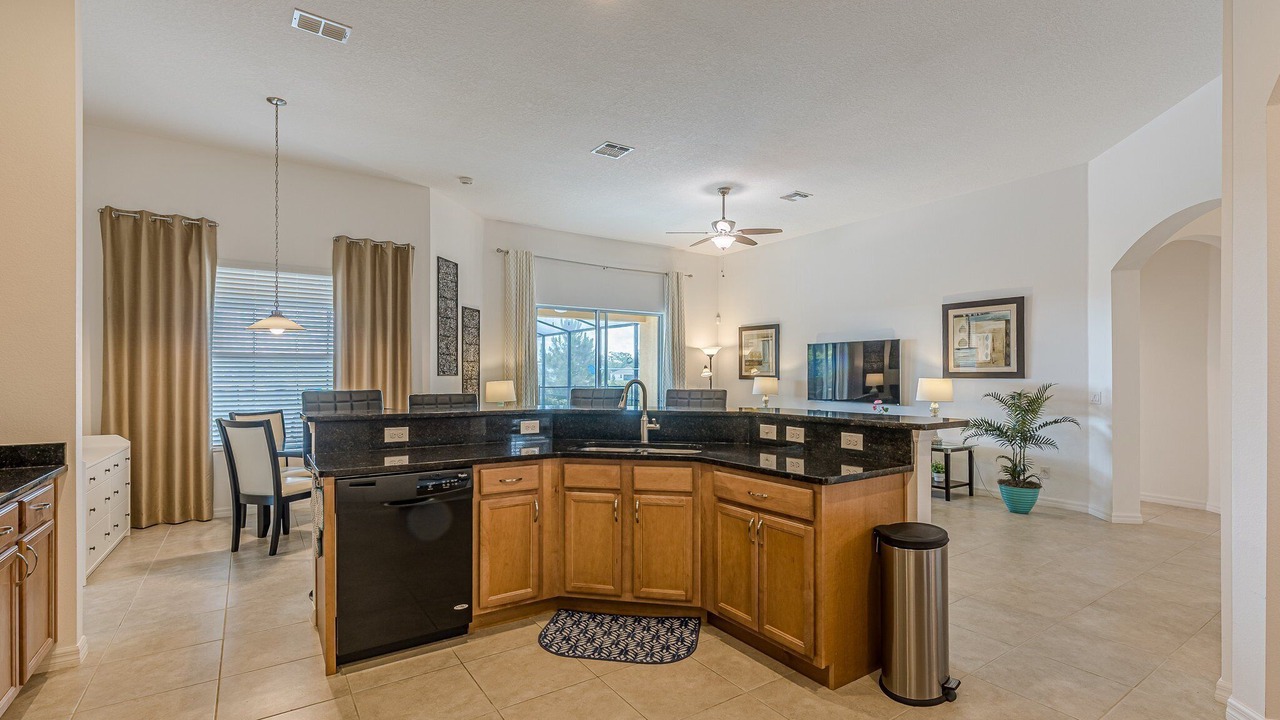 Photo of Kitchen in Watersong