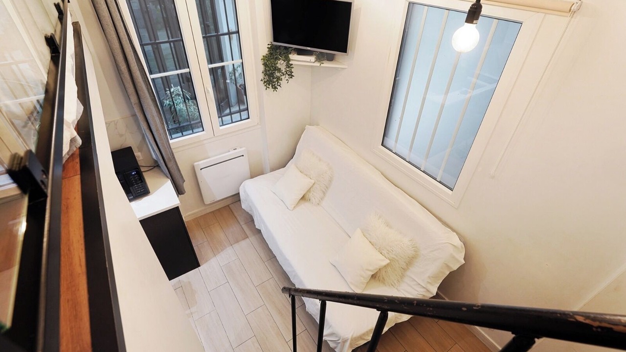 Photo of Livingroom in Hopital Saint-Louis