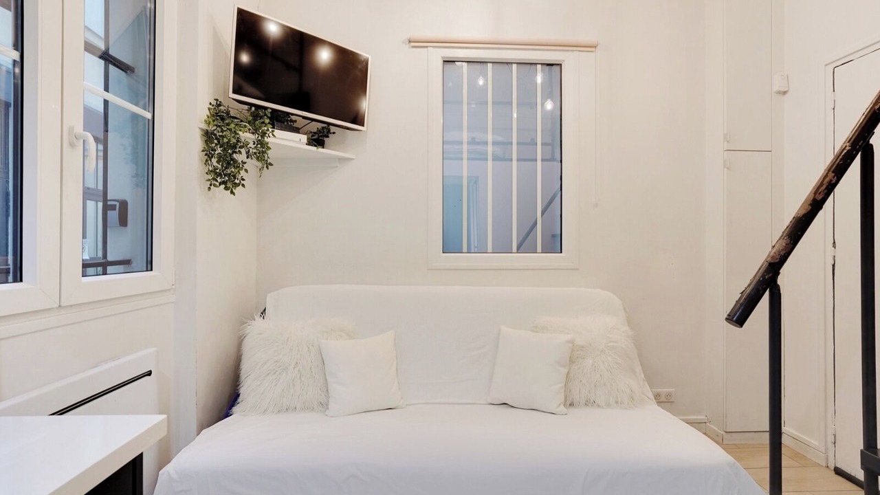 Photo of Bedroom in Hopital Saint-Louis