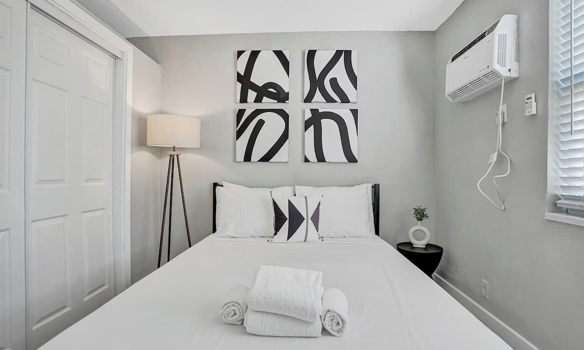 Photo of Bedroom in Poinciana Park