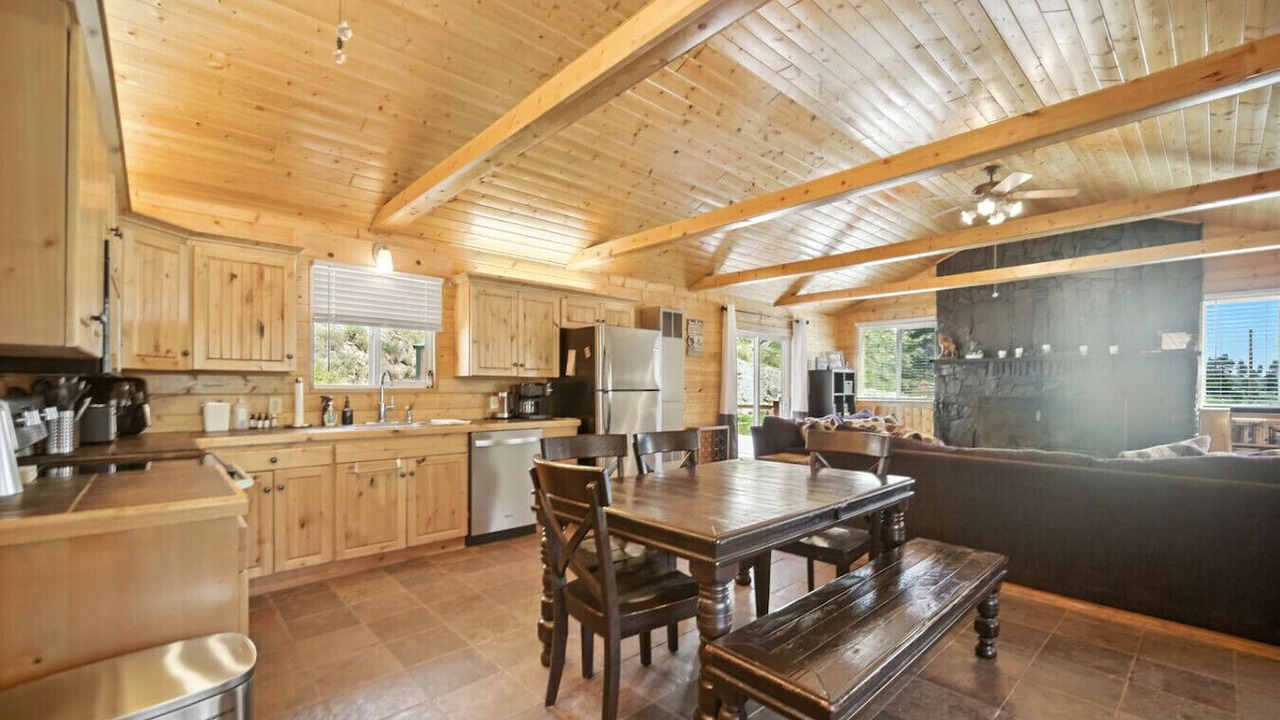 Photo of Kitchen in Mammoth Creek