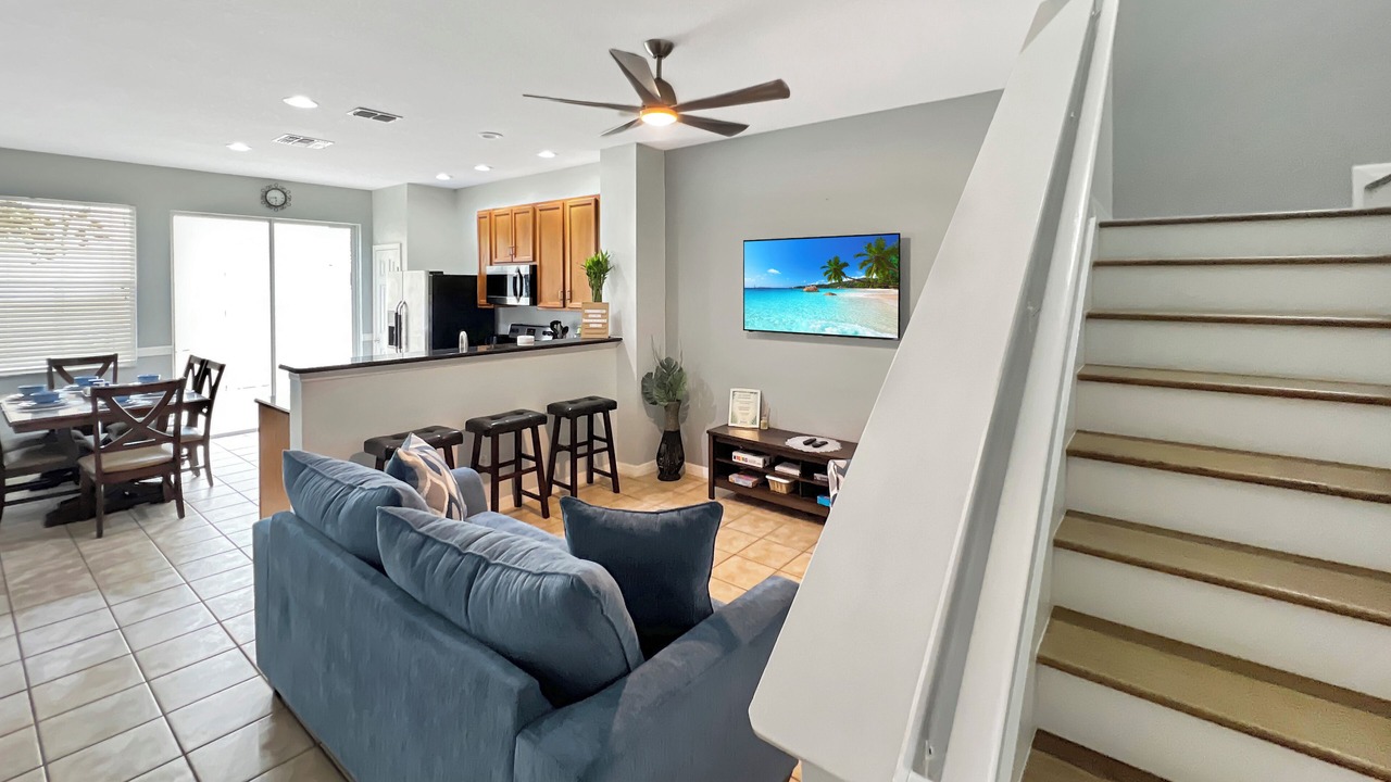Photo of Livingroom in Crestwynd Bay
