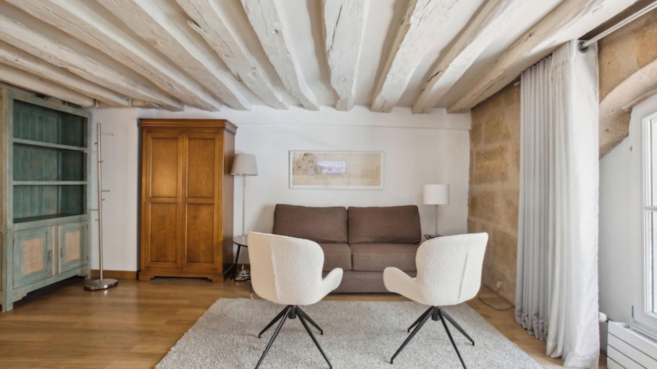 Photo of Livingroom in 3rd Arrondissement
