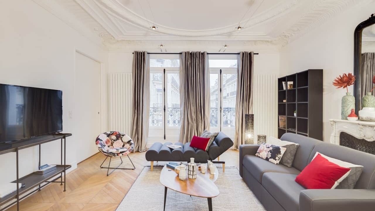 Photo of Livingroom in Champs-Elysees