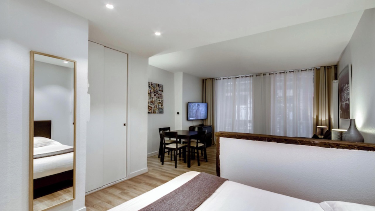 Photo of Bedroom in Bonne-Nouvelle