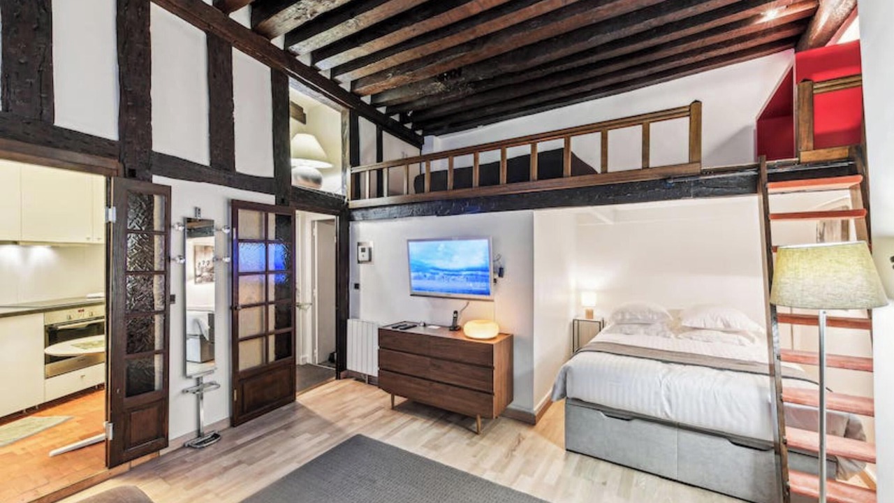 Photo of Bedroom in 1st Arrondissement