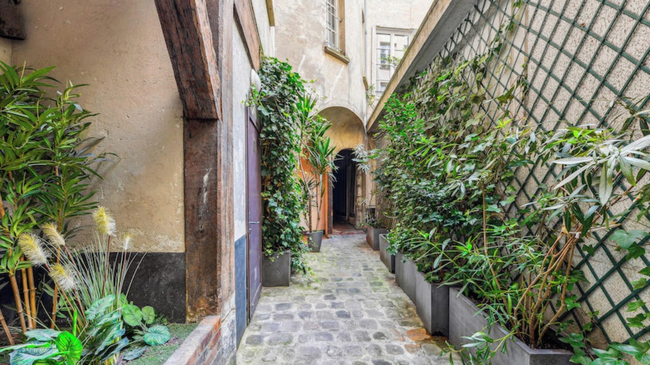 Photo of Outdoor in 1st Arrondissement