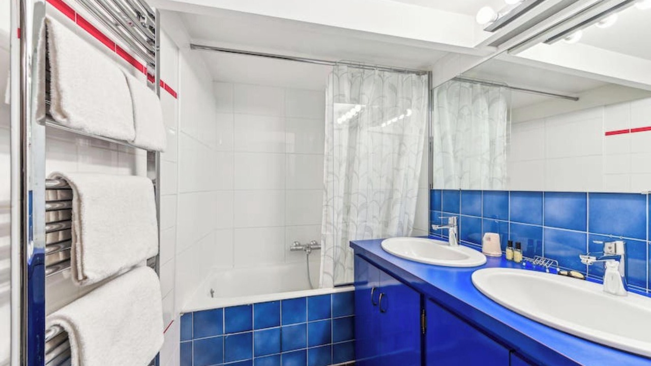 Photo of Bathroom in 1st Arrondissement
