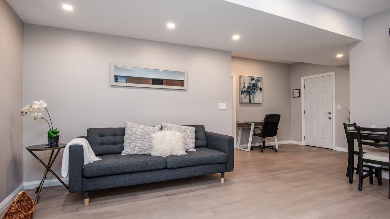 Photo of Livingroom in Doon South