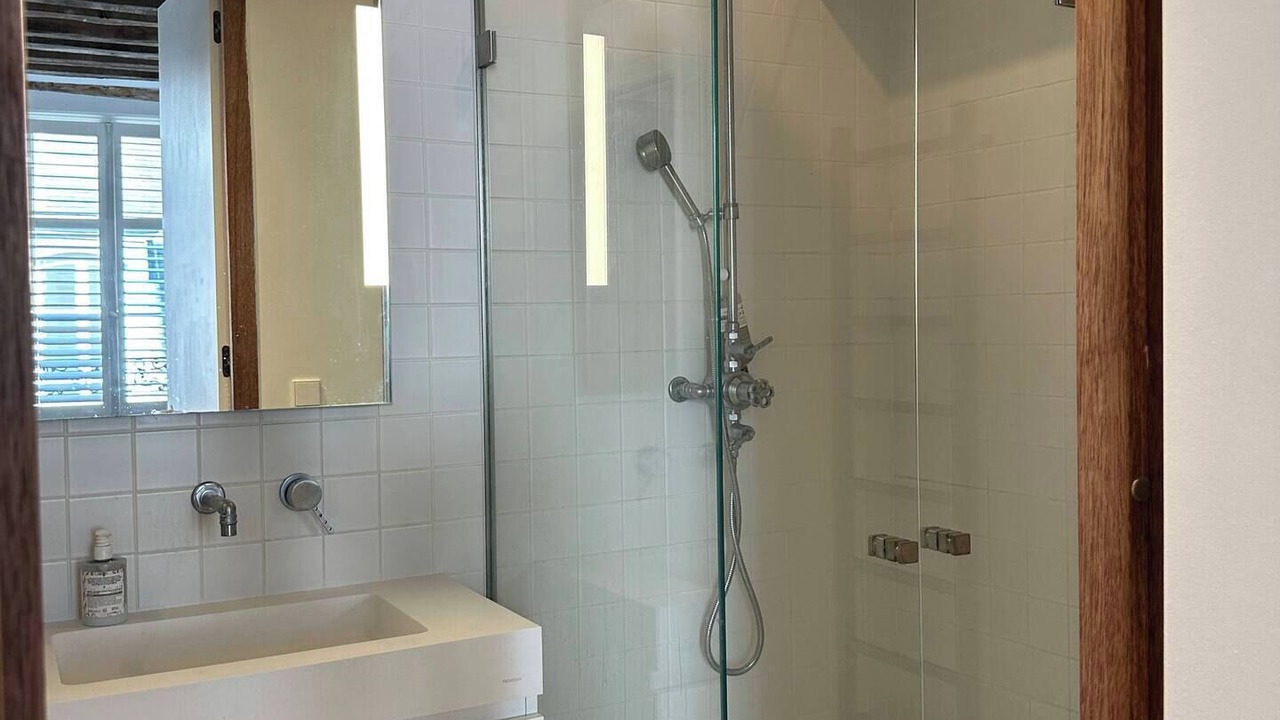 Photo of Bathroom in Paris City Center