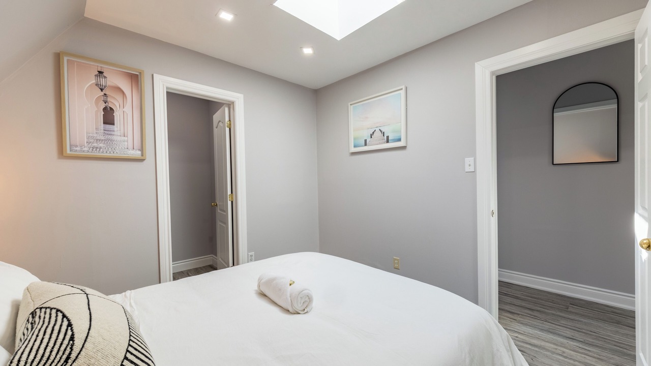 Photo of Bedroom in Erin