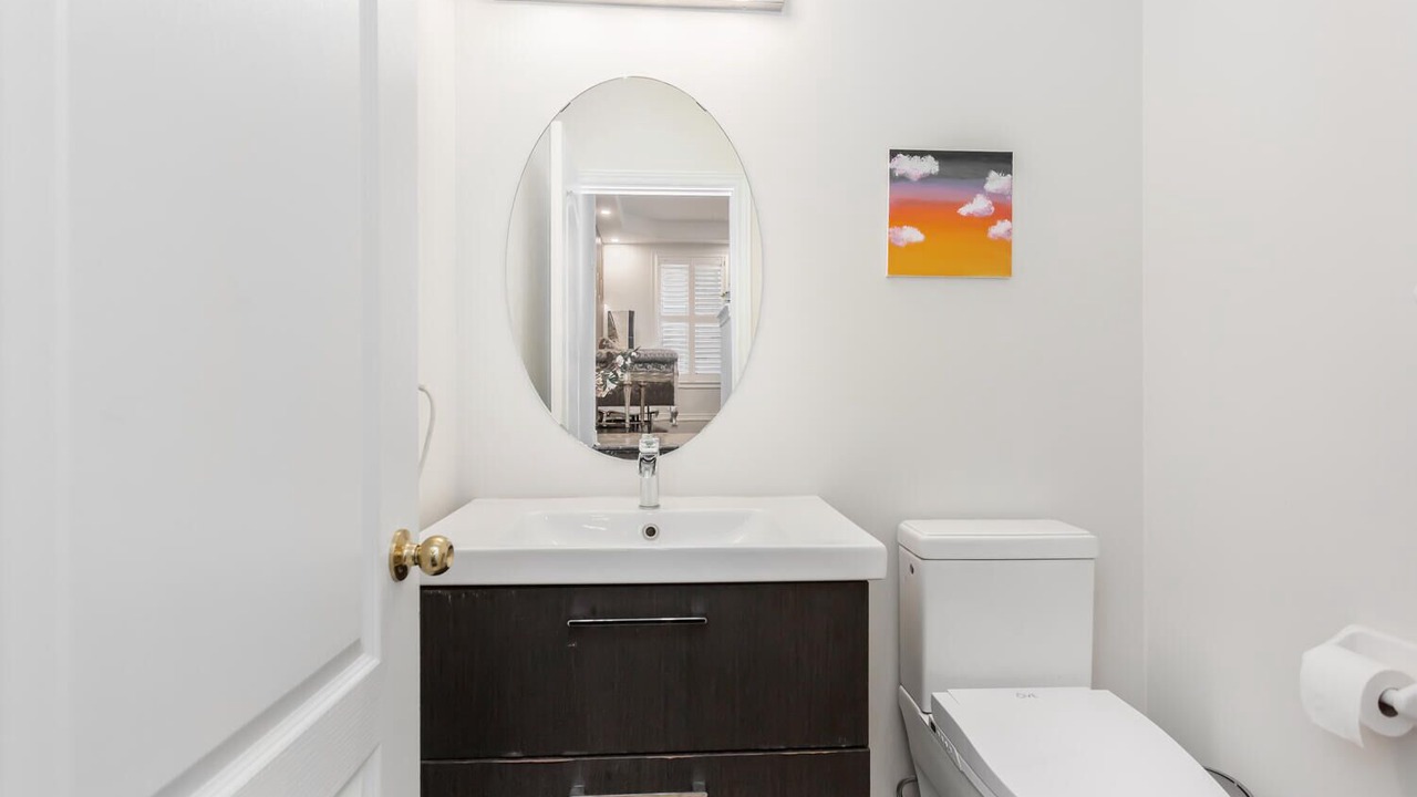 Photo of Bathroom in Halton Regional Municipality