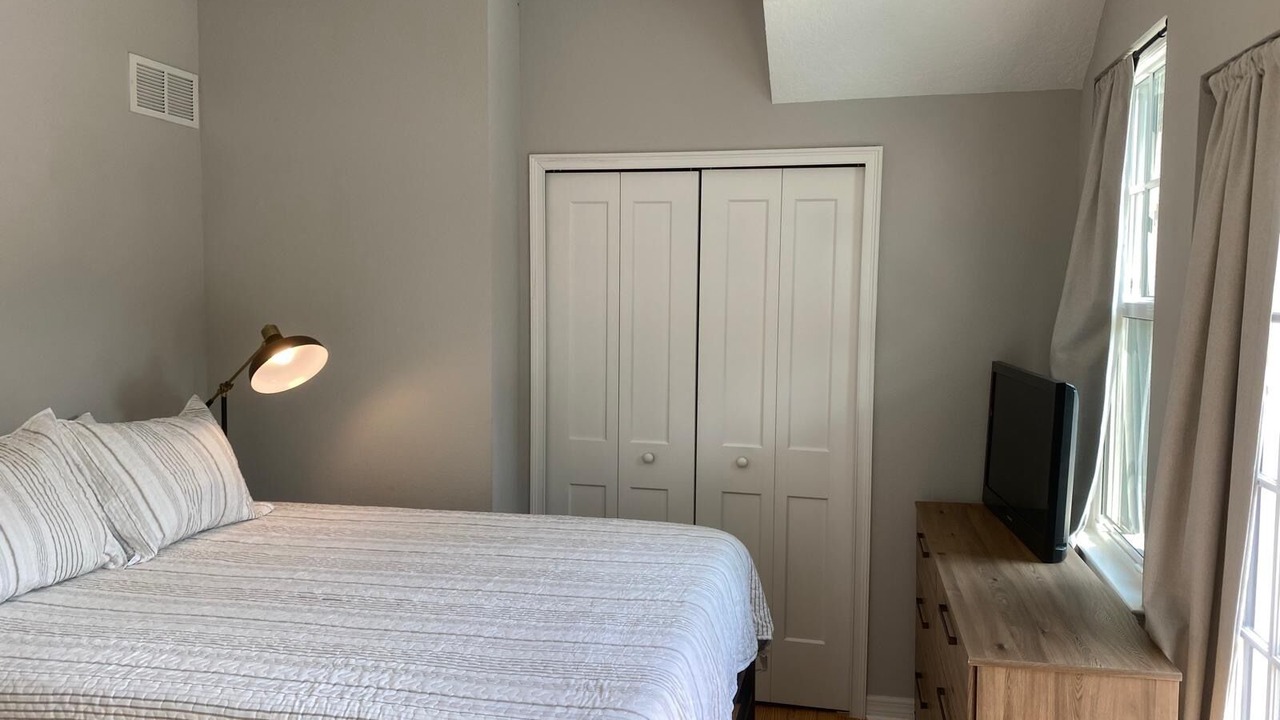 Photo of Bedroom in Lake Eola Heights