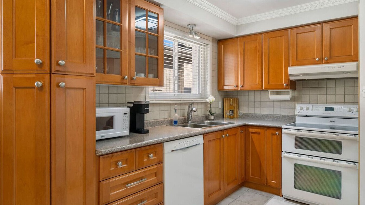 Photo of Kitchen in Applewood