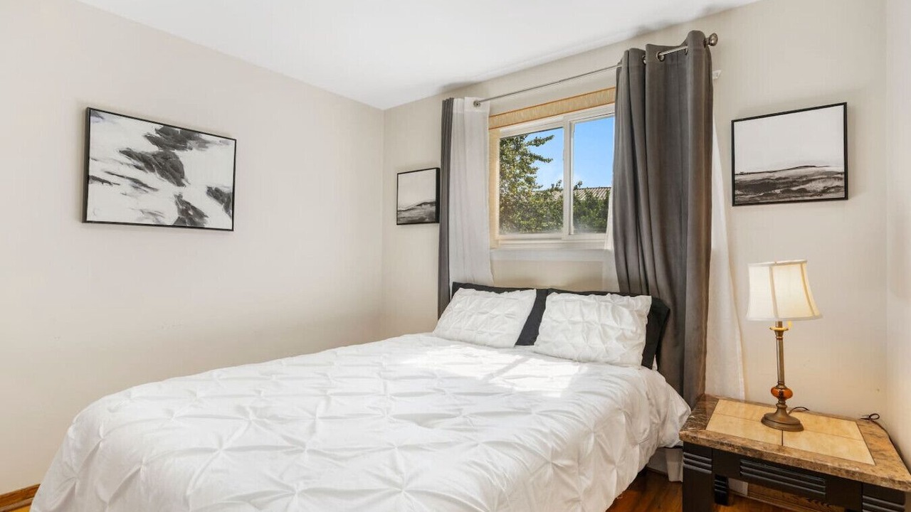 Photo of Bedroom in Applewood