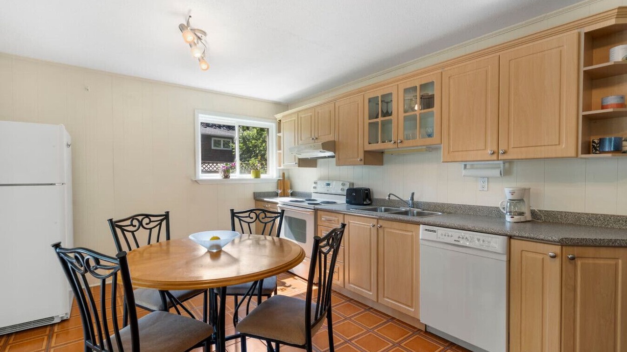 Photo of Kitchen in Applewood