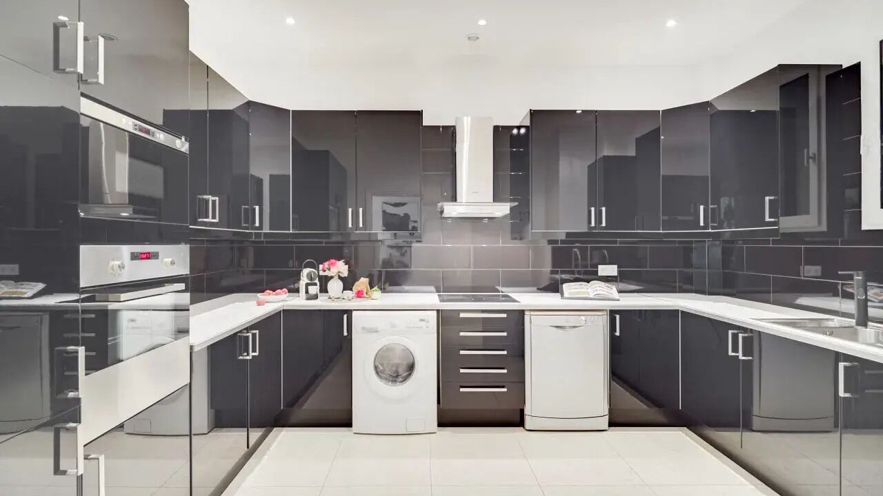 Photo of Kitchen in Champs-Elysees