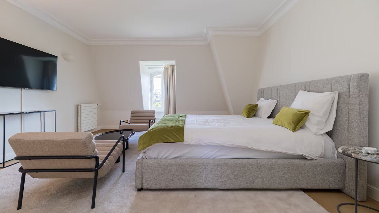Photo of Bedroom in Champs-Elysees