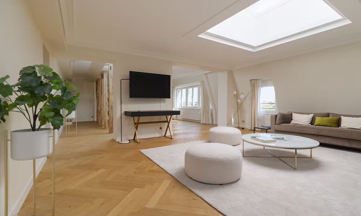Photo of Livingroom in Champs-Elysees