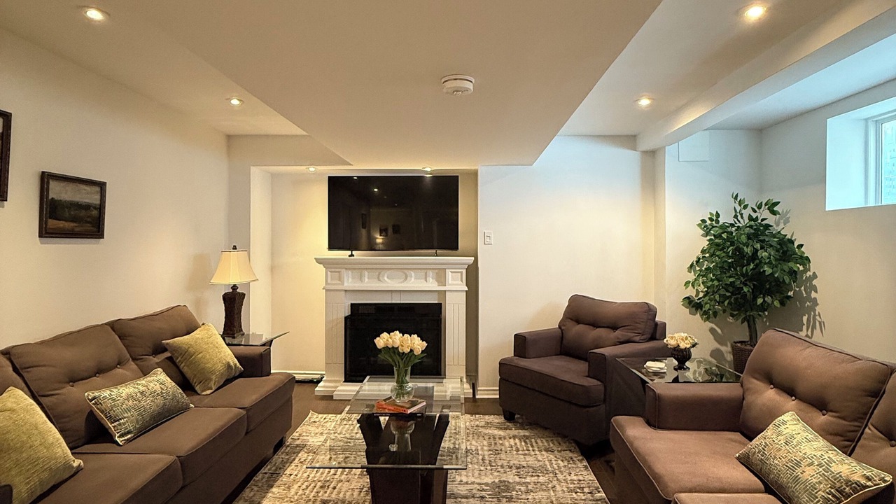 Photo of Livingroom in Vaughan