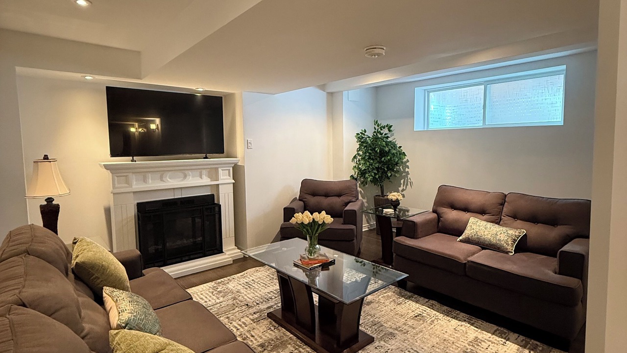 Photo of Livingroom in Vaughan