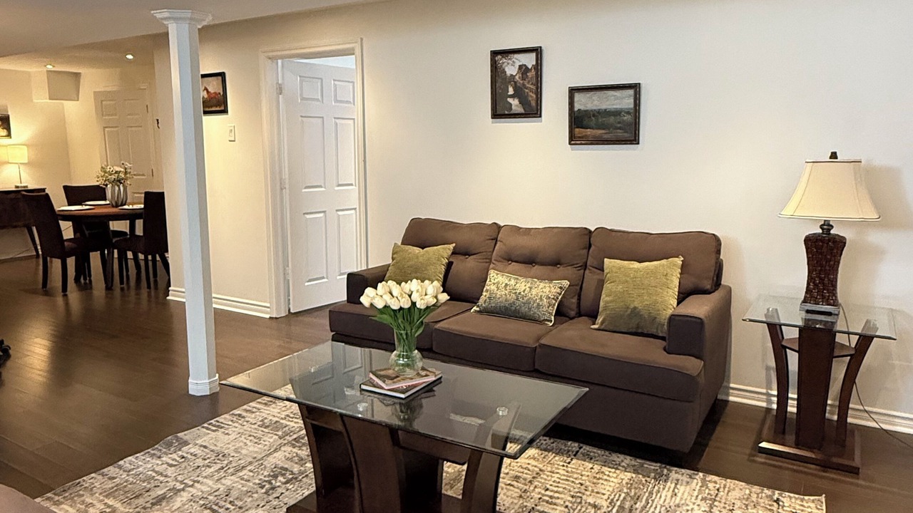 Photo of Livingroom in Vaughan