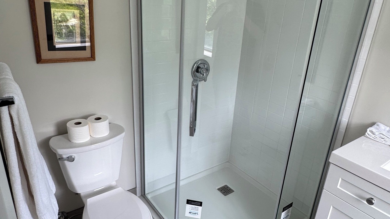 Photo of Bathroom in Burk's Falls