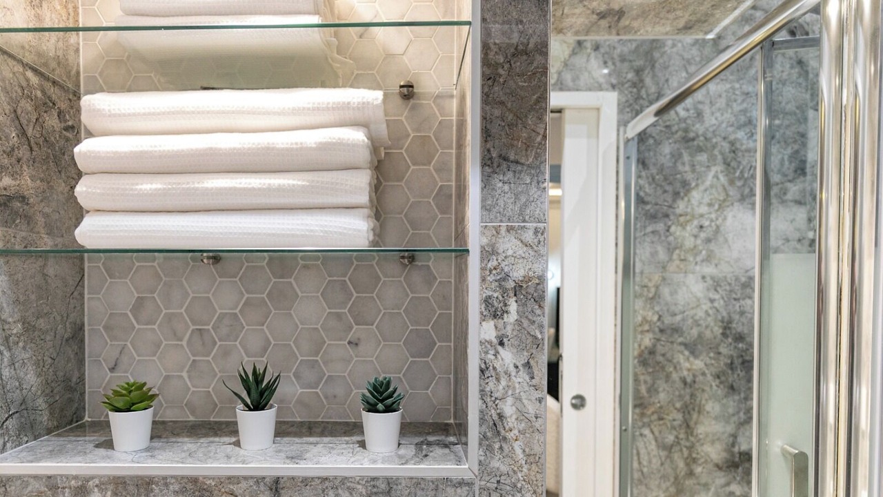 Photo of Bathroom in 4th Arrondissement