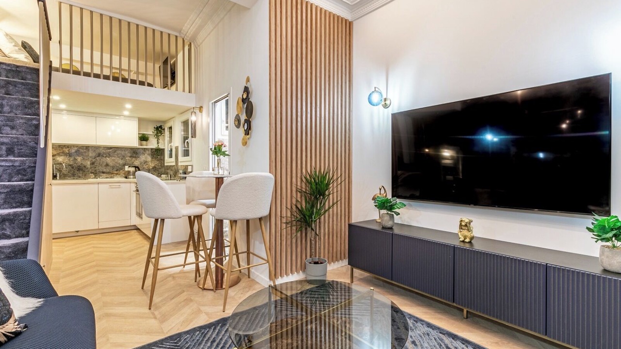 Photo of Livingroom in 4th Arrondissement