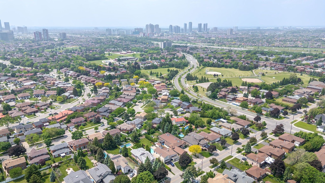Photo of Outdoor in Rathwood