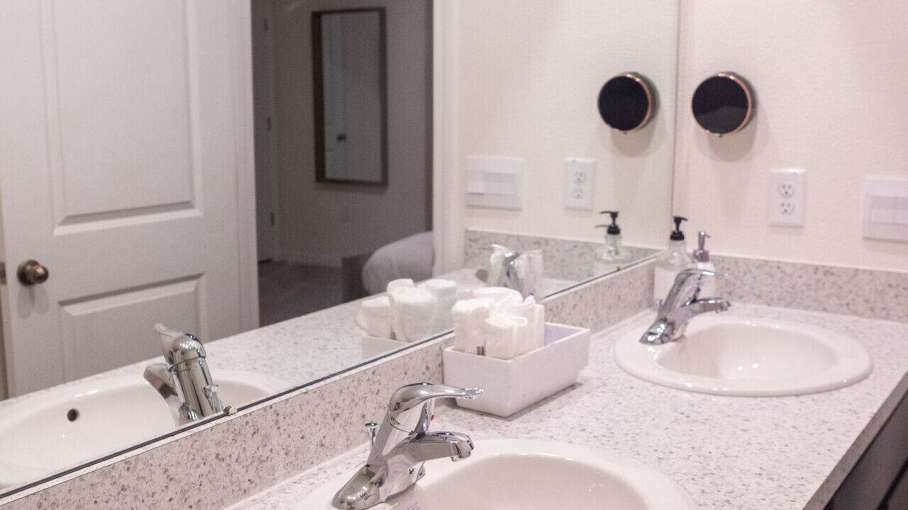 Photo of Bathroom in Wimauma