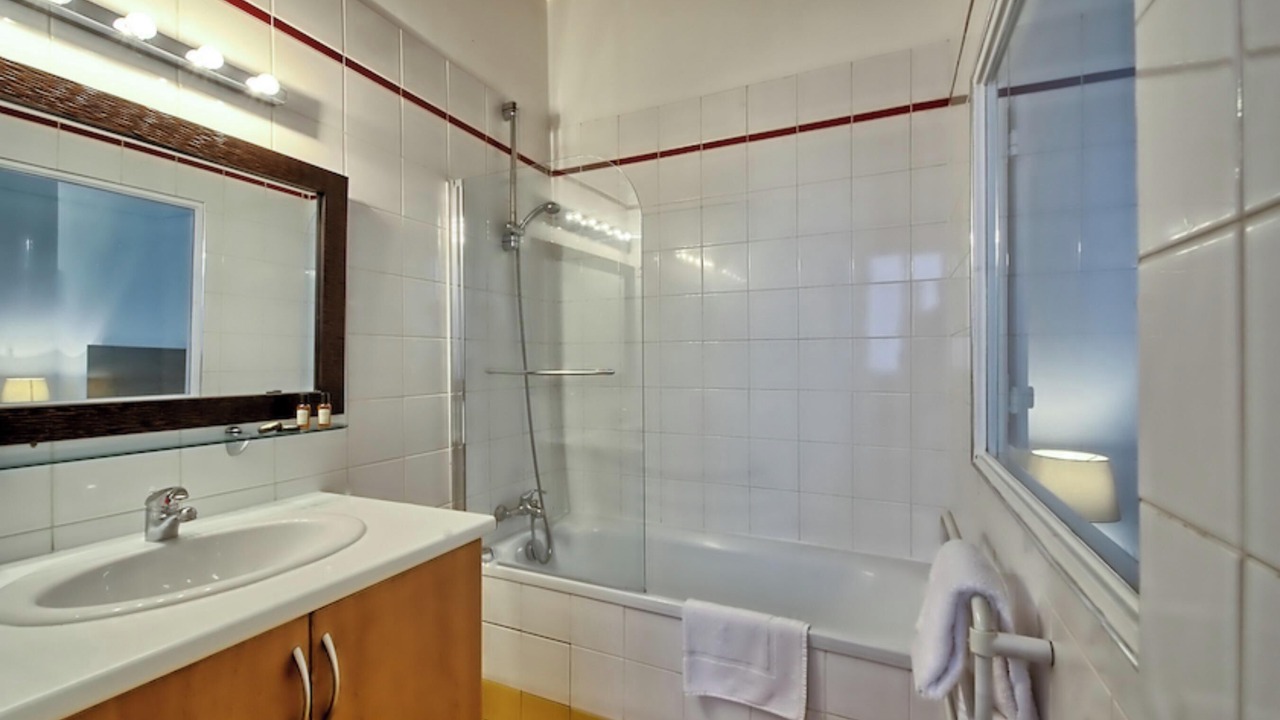 Photo of Bathroom in Bonne-Nouvelle