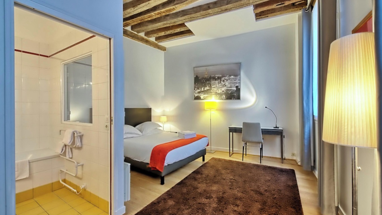 Photo of Bedroom in Bonne-Nouvelle