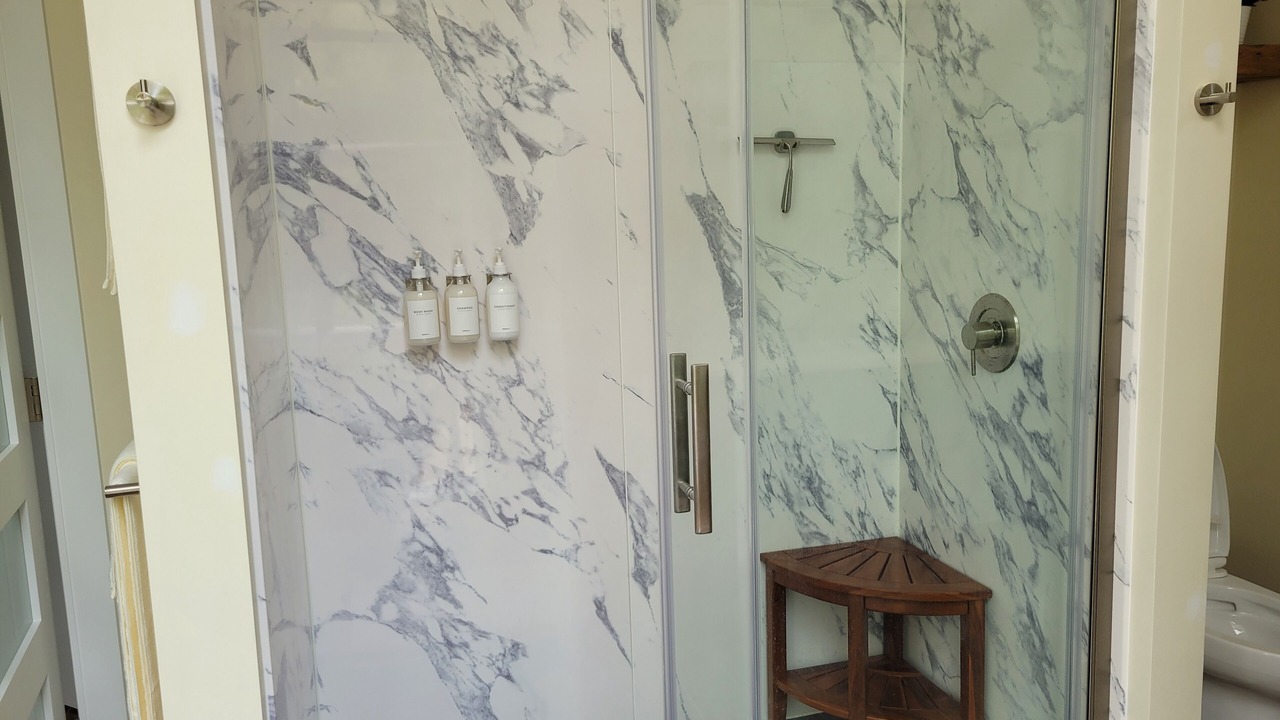 Photo of Bathroom in Amaranth