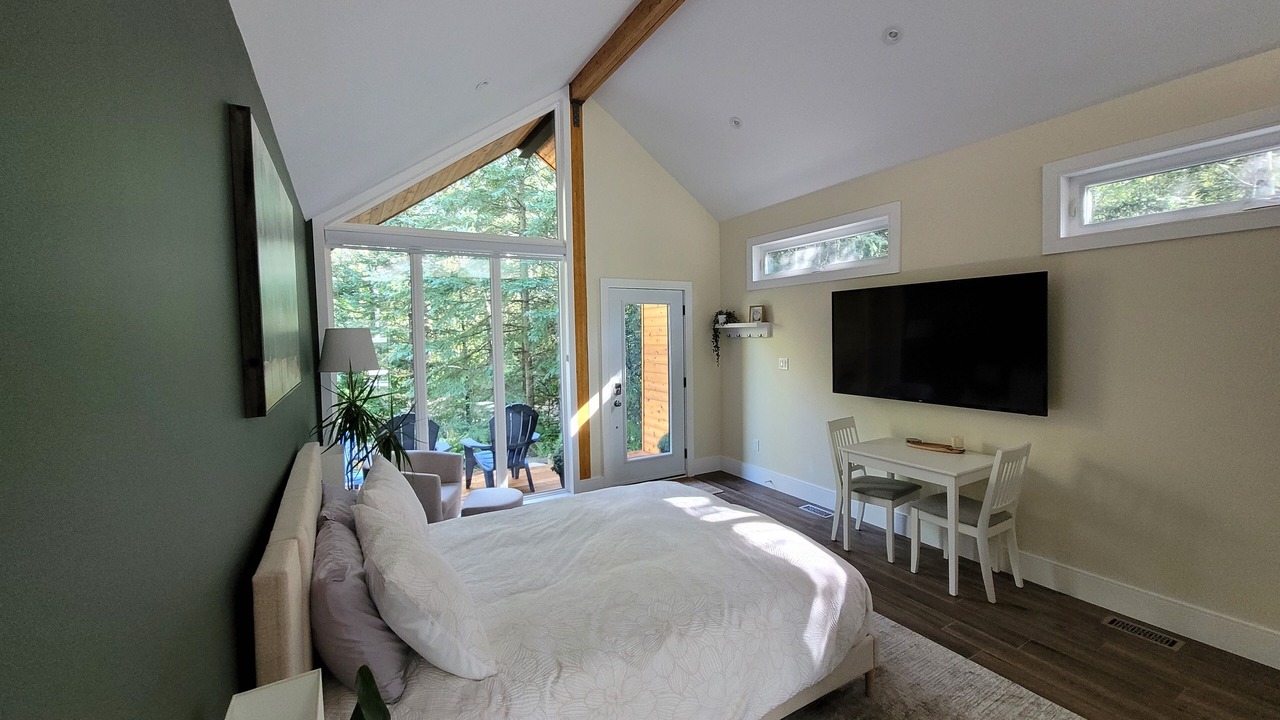 Photo of Bedroom in Amaranth