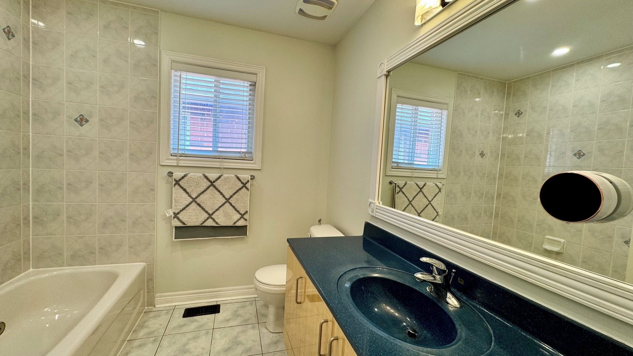 Photo of Bathroom in Churchill Meadows