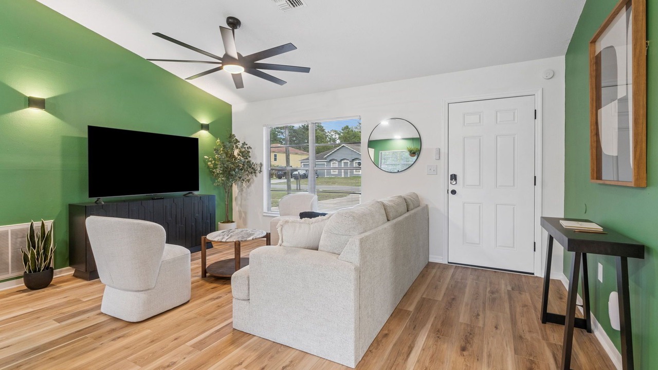 Photo of Livingroom in Spring Hill