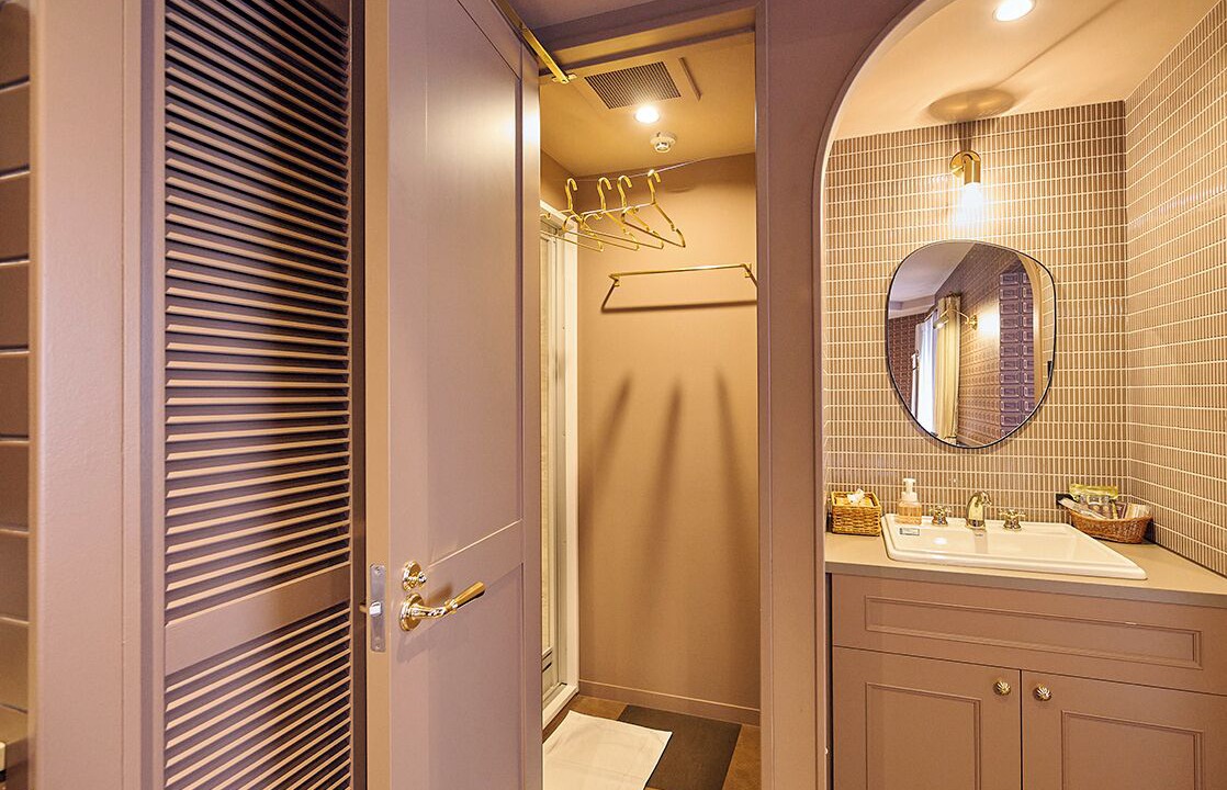 Photo of Bathroom in Harajuku