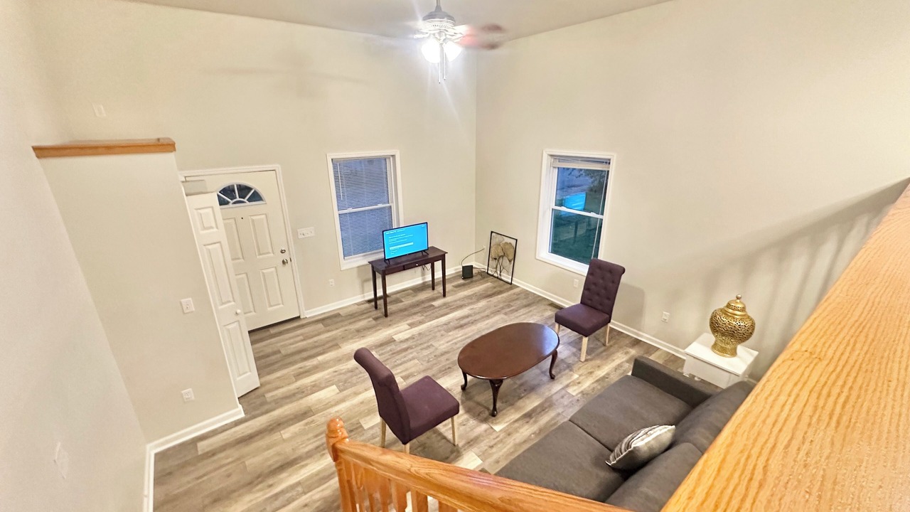 Photo of Livingroom in Danville