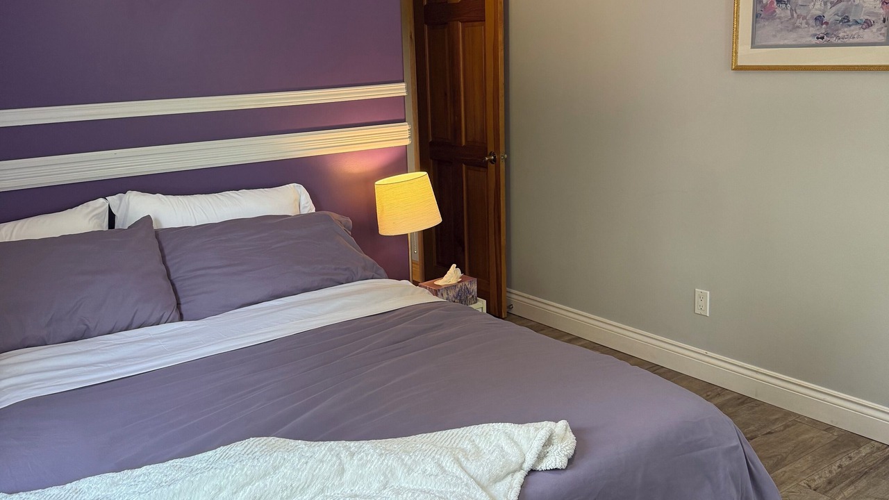 Photo of Bedroom in Elizabethtown-Kitley