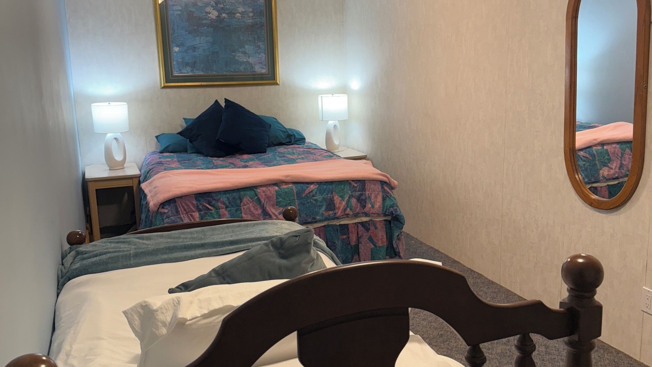 Photo of Bedroom in Elizabethtown-Kitley