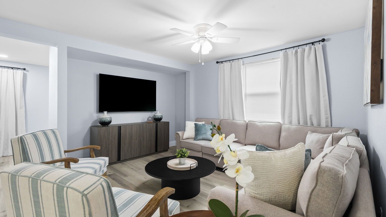 Photo of Livingroom in Orient Park