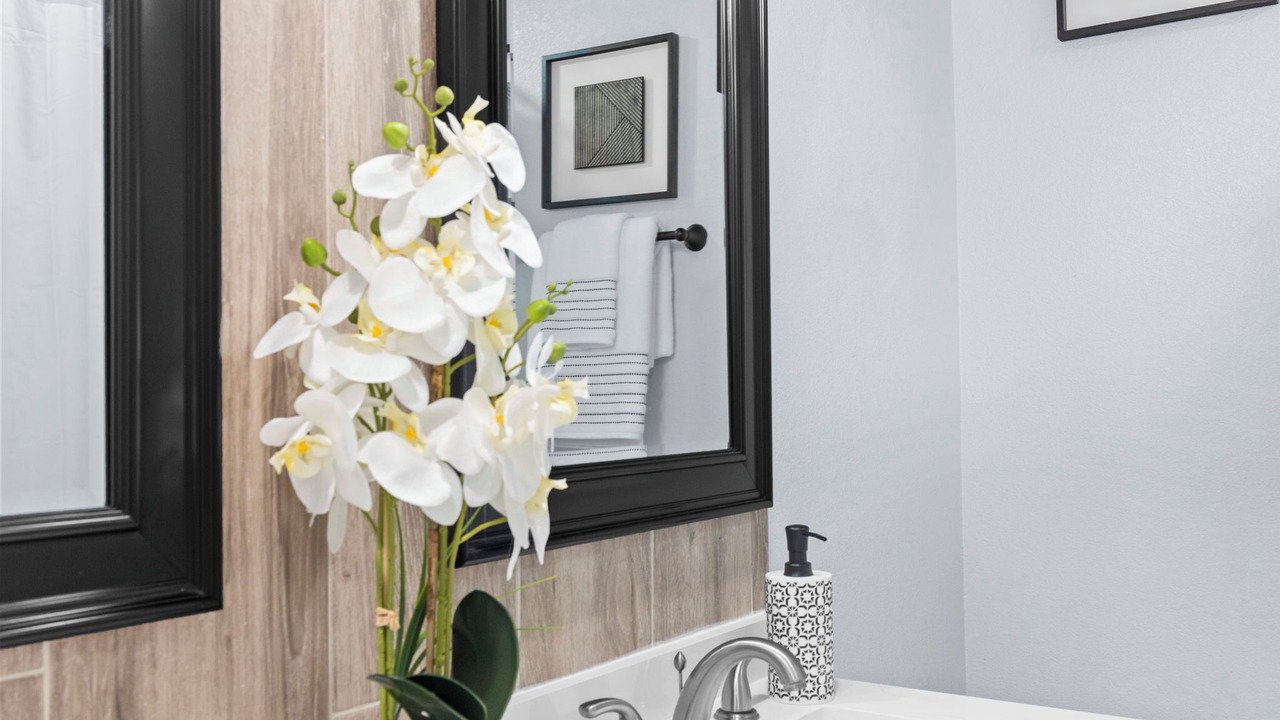 Photo of Bathroom in Orient Park